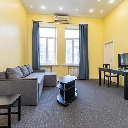Kievacccommodation Near Gulliver 24H Self Check-In Eksteriør billede