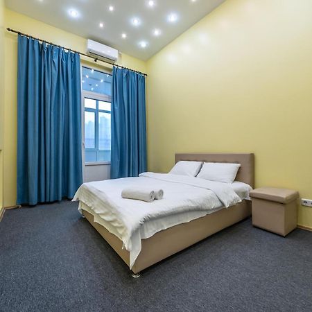 Kievacccommodation Near Gulliver 24H Self Check-In Eksteriør billede